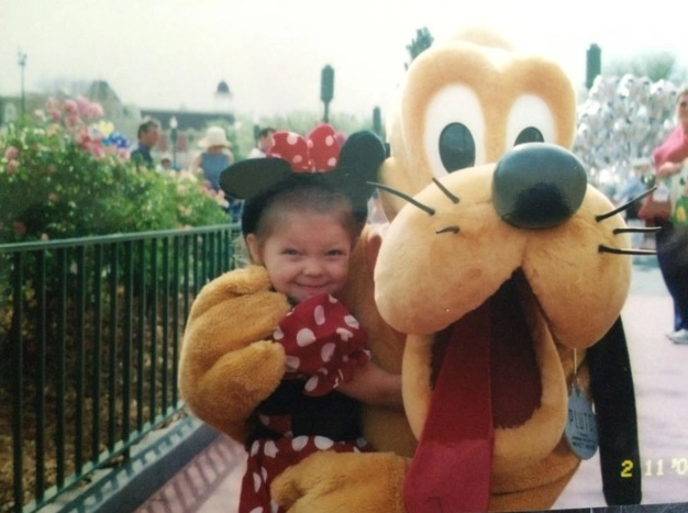 10 Tragic Stories of People Who Never Left Disney Parks: #6 Lurks Behind a Classic Ride 10 Tragic Stories of People Who Never Left Disney Parks: #6 Lurks Behind a Classic Ride